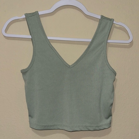 Mint Cropped Cami - Picture 2 of 4